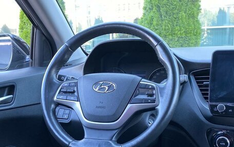 Hyundai Solaris II рестайлинг, 2019 год, 995 000 рублей, 4 фотография