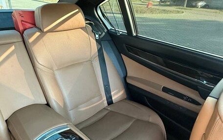 BMW 7 серия, 2010 год, 2 050 000 рублей, 21 фотография