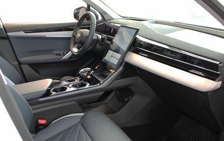 Geely Atlas, 2024 год, 4 118 000 рублей, 12 фотография