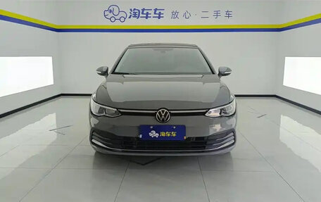 Volkswagen Golf VIII, 2021 год, 1 620 000 рублей, 2 фотография