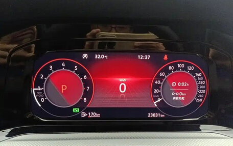 Volkswagen Golf VIII, 2021 год, 1 620 000 рублей, 10 фотография