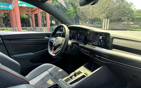 Volkswagen Golf GTI, 2022 год, 2 650 222 рублей, 16 фотография
