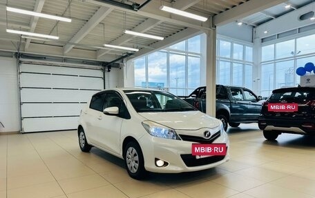 Toyota Vitz, 2014 год, 859 000 рублей, 8 фотография