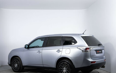 Mitsubishi Outlander III рестайлинг 3, 2012 год, 1 230 000 рублей, 7 фотография