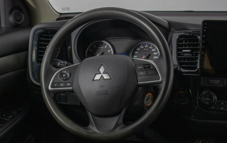 Mitsubishi Outlander III рестайлинг 3, 2012 год, 1 230 000 рублей, 15 фотография