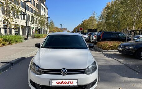 Volkswagen Polo VI (EU Market), 2013 год, 690 000 рублей, 3 фотография