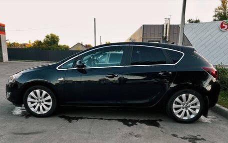 Opel Astra J, 2010 год, 779 000 рублей, 2 фотография