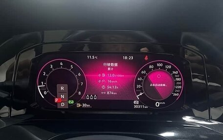 Volkswagen Golf VIII, 2022 год, 1 680 333 рублей, 16 фотография