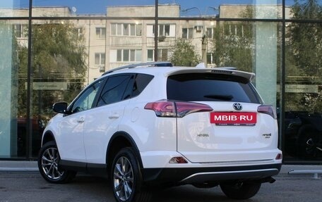 Toyota RAV4, 2018 год, 2 814 000 рублей, 7 фотография