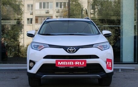 Toyota RAV4, 2018 год, 2 814 000 рублей, 2 фотография