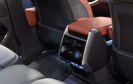 Land Rover Range Rover IV рестайлинг, 2025 год, 34 490 000 рублей, 21 фотография