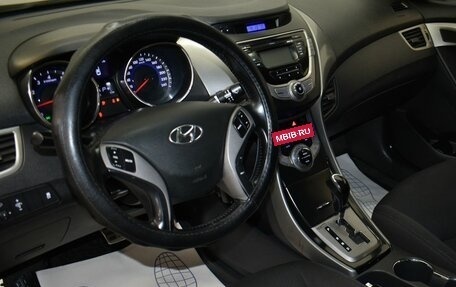 Hyundai Elantra V, 2012 год, 749 000 рублей, 8 фотография
