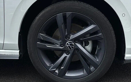 Volkswagen Golf VIII, 2022 год, 1 390 500 рублей, 10 фотография