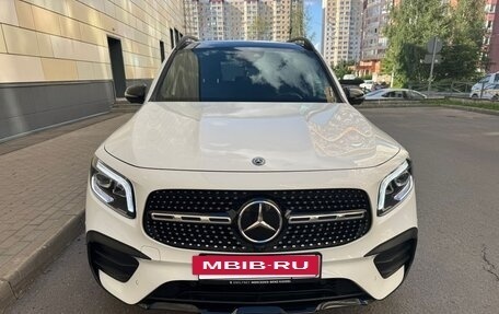 Mercedes-Benz GLB, 2019 год, 4 500 000 рублей, 9 фотография