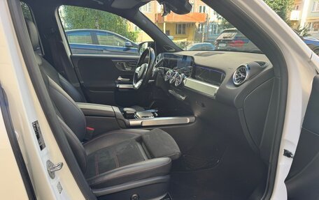 Mercedes-Benz GLB, 2019 год, 4 500 000 рублей, 18 фотография