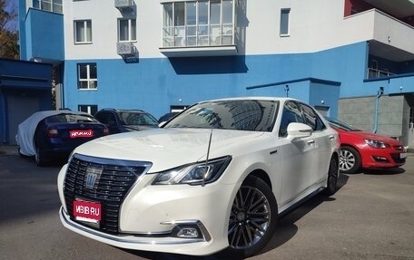 Toyota Crown, 2017 год, 2 450 000 рублей, 1 фотография