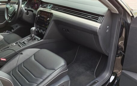 Volkswagen Arteon I, 2019 год, 3 300 000 рублей, 9 фотография