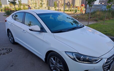 Hyundai Elantra VI рестайлинг, 2017 год, 1 350 000 рублей, 2 фотография