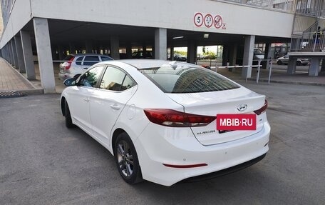Hyundai Elantra VI рестайлинг, 2017 год, 1 350 000 рублей, 4 фотография