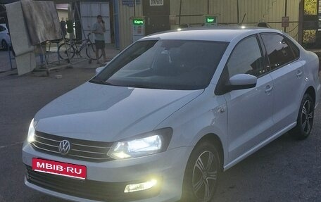 Volkswagen Polo VI (EU Market), 2018 год, 1 070 000 рублей, 1 фотография