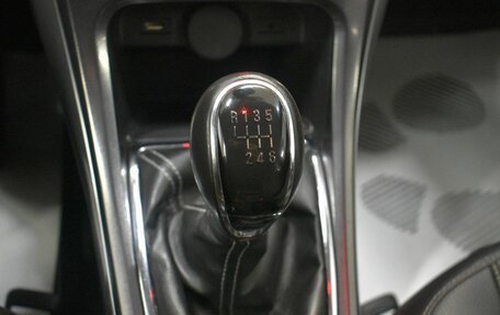 Opel Astra J, 2011 год, 639 000 рублей, 13 фотография
