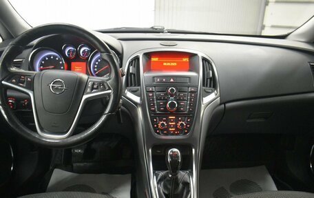 Opel Astra J, 2011 год, 639 000 рублей, 10 фотография
