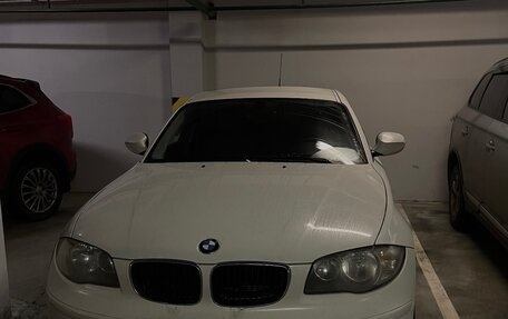 BMW 1 серия, 2010 год, 950 000 рублей, 3 фотография
