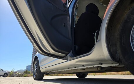 Toyota Vitz, 2001 год, 410 000 рублей, 13 фотография