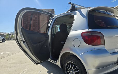 Toyota Vitz, 2001 год, 410 000 рублей, 12 фотография