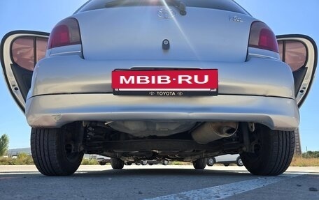 Toyota Vitz, 2001 год, 410 000 рублей, 21 фотография