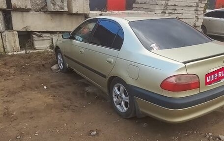 Toyota Avensis III рестайлинг, 2000 год, 385 000 рублей, 3 фотография