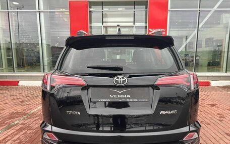Toyota RAV4, 2018 год, 2 090 000 рублей, 6 фотография