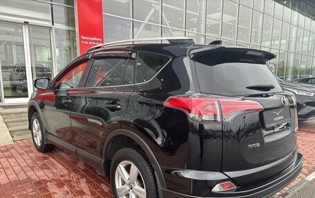 Toyota RAV4, 2018 год, 2 090 000 рублей, 7 фотография