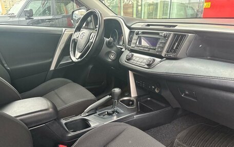 Toyota RAV4, 2018 год, 2 090 000 рублей, 11 фотография
