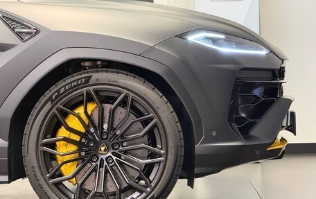 Lamborghini Urus I, 2025 год, 47 990 000 рублей, 17 фотография