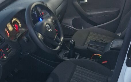 Volkswagen Polo VI (EU Market), 2018 год, 1 070 000 рублей, 7 фотография