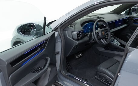 Porsche Macan, 2025 год, 15 990 000 рублей, 7 фотография