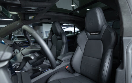 Porsche Macan, 2025 год, 15 990 000 рублей, 10 фотография
