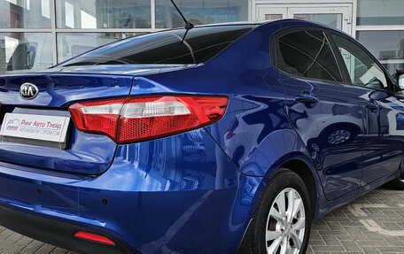 KIA Rio III рестайлинг, 2014 год, 910 000 рублей, 2 фотография
