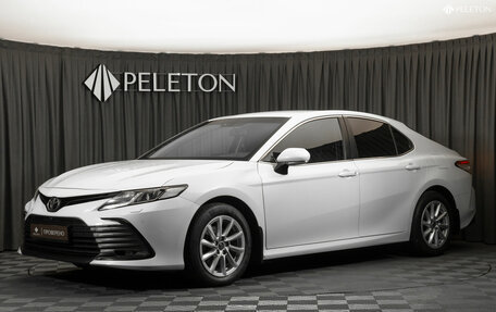 Toyota Camry, 2021 год, 2 880 000 рублей, 1 фотография
