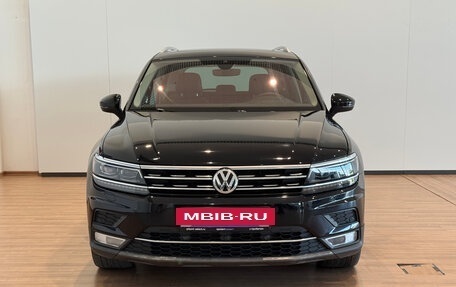 Volkswagen Tiguan II, 2017 год, 2 240 000 рублей, 2 фотография