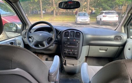 Dodge Caravan IV, 2004 год, 550 000 рублей, 20 фотография
