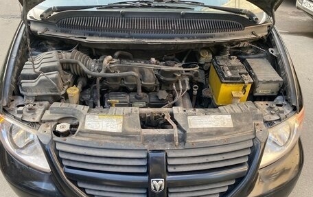 Dodge Caravan IV, 2004 год, 550 000 рублей, 12 фотография