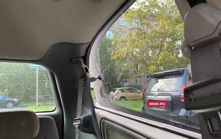 Dodge Caravan IV, 2004 год, 550 000 рублей, 28 фотография