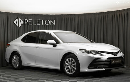 Toyota Camry, 2021 год, 2 880 000 рублей, 2 фотография