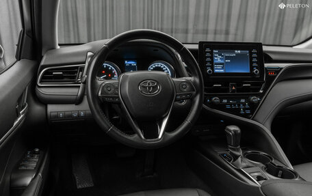 Toyota Camry, 2021 год, 2 880 000 рублей, 9 фотография