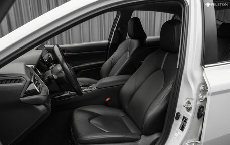Toyota Camry, 2021 год, 2 880 000 рублей, 11 фотография