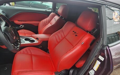 Dodge Challenger III рестайлинг 2, 2021 год, 4 500 000 рублей, 22 фотография