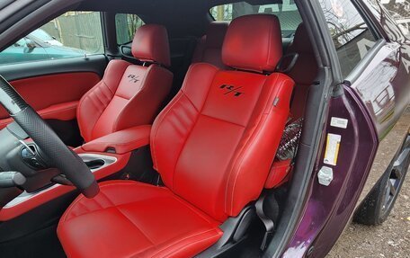 Dodge Challenger III рестайлинг 2, 2021 год, 4 500 000 рублей, 27 фотография