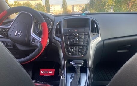 Opel Astra J, 2014 год, 1 400 000 рублей, 11 фотография
